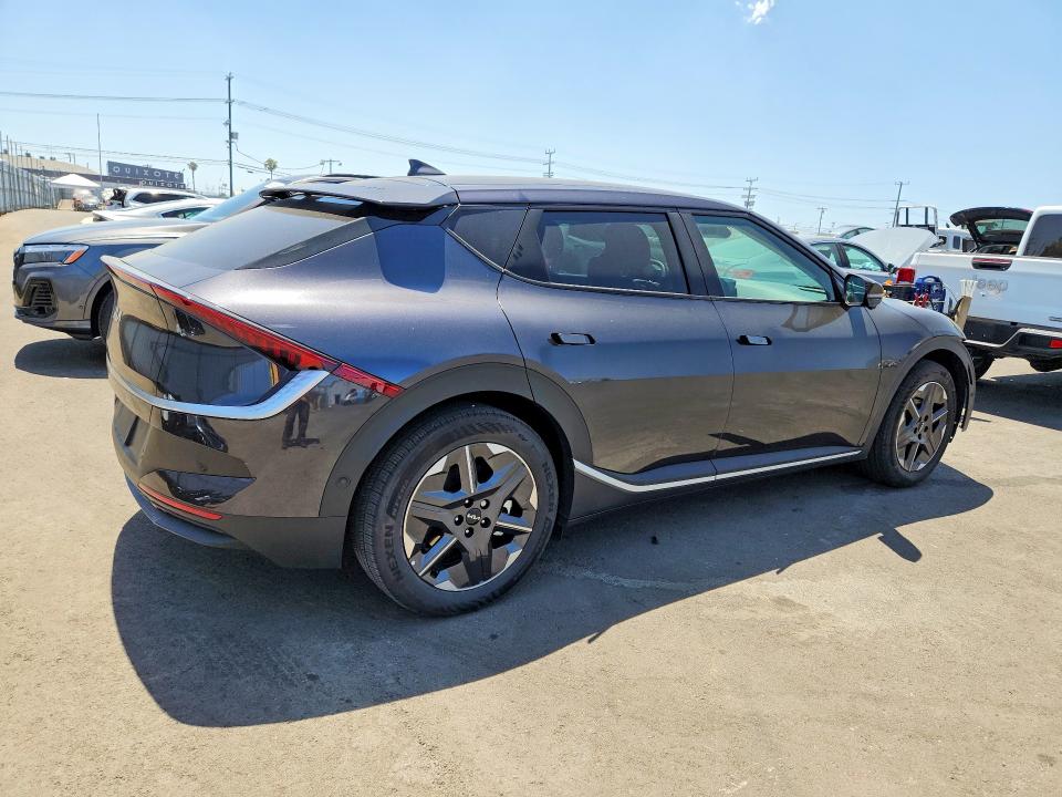 2025 Kia Ev6 VIN 5XYC34JA1SG011816 COPART salvage auction — FRONT END, CA - SALVAGE CERTIFICATE, sold $14,300 on 2026-07-27 (photo 3)