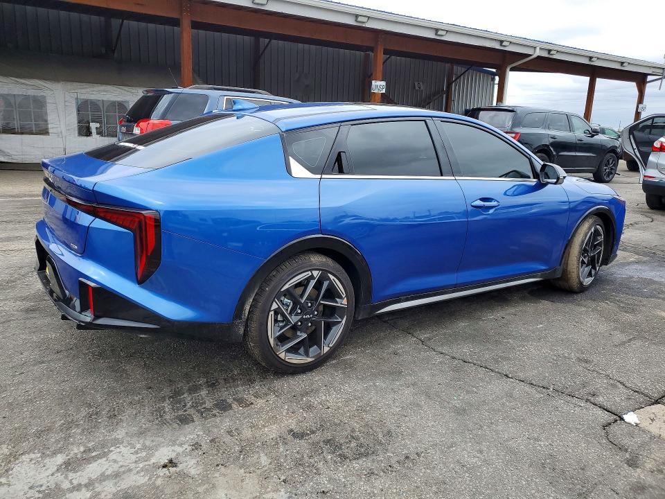 2025 Kia K4 VIN 3KPFW4DE3SE214240 COPART salvage auction — SIDE, Co - Salvage Title, sold $9,700 on 2026-08-18 (photo 3)