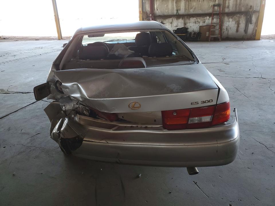 1999 Lexus Es 300 VIN JT8BF28G7X5072927 COPART salvage auction — REAR END, Az - Cert Of Title - Salvage, sold $300 on 2026-07-27 (photo 6)