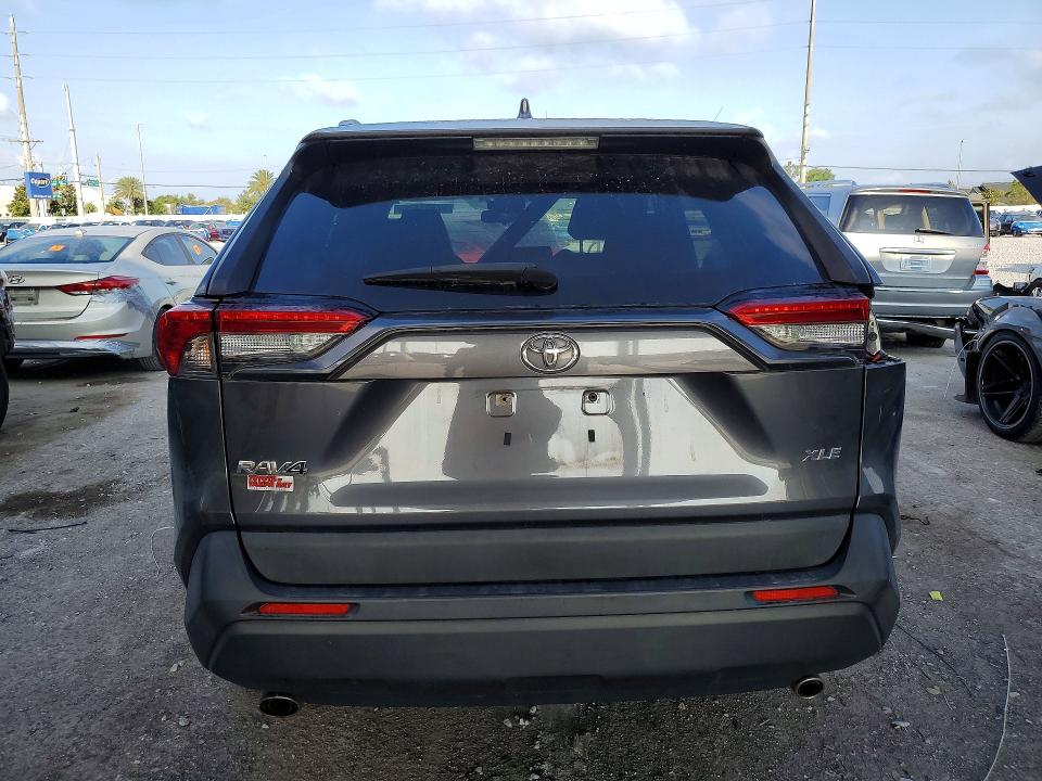 2019 Toyota VIN JTMC1RFV9KD031034 COPART salvage auction — SIDE, Fl - Cert Of Title Slvg Rebuildable, sold $10,200 on 2026-07-10 (photo 6)