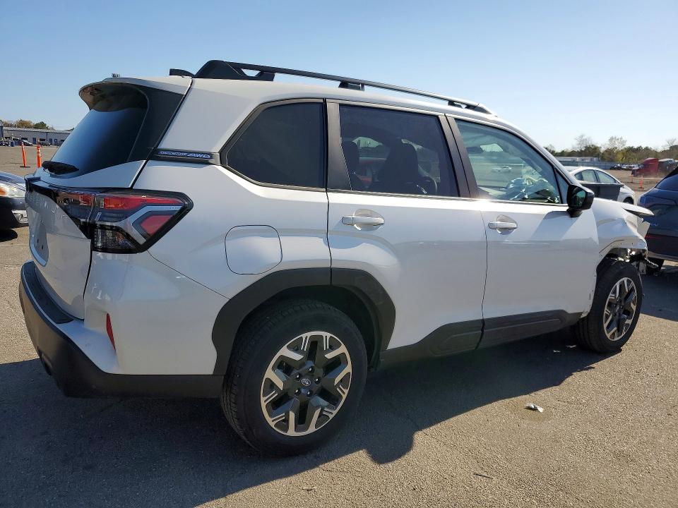 2025 Subaru Forester VIN JF2SLDDC1SH560711 COPART salvage auction — FRONT END, Ny - Mv-907A Salvage Certificate, sold $7,200 on 2026-08-24 (photo 3)