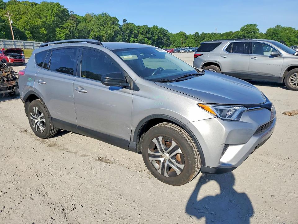 2018 Toyota Rav4 VIN JTMZFREV5JD123303 COPART salvage auction — REAR END, Nc - Salvage Certificate Of Title, sold $225 on 2026-07-08 (photo 4)