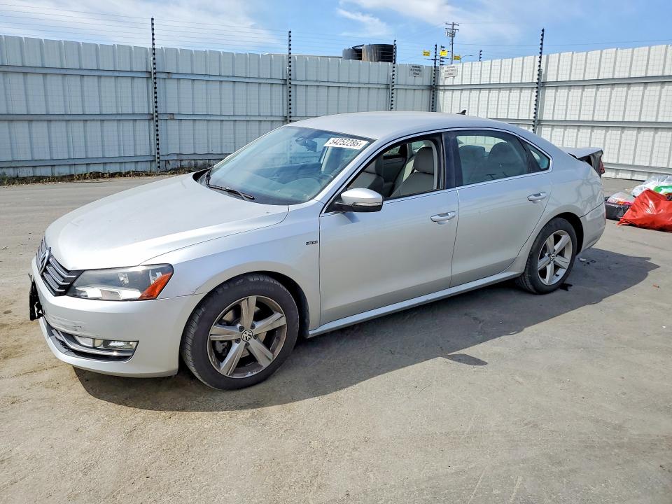 2015 Volkswagen Passat VIN 1VWAT7A34FC094742 COPART salvage auction — REAR END, Ca - Salvage Certificate, sold $575 on 2026-07-02 (photo 1)