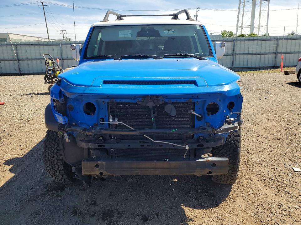 2008 Toyota Fj cruiser VIN JTEBU11F28K016234 COPART salvage auction — FRONT END, IL - SALVAGE CERTIFICATE, sold $4,450 on 2026-07-03 (photo 5)