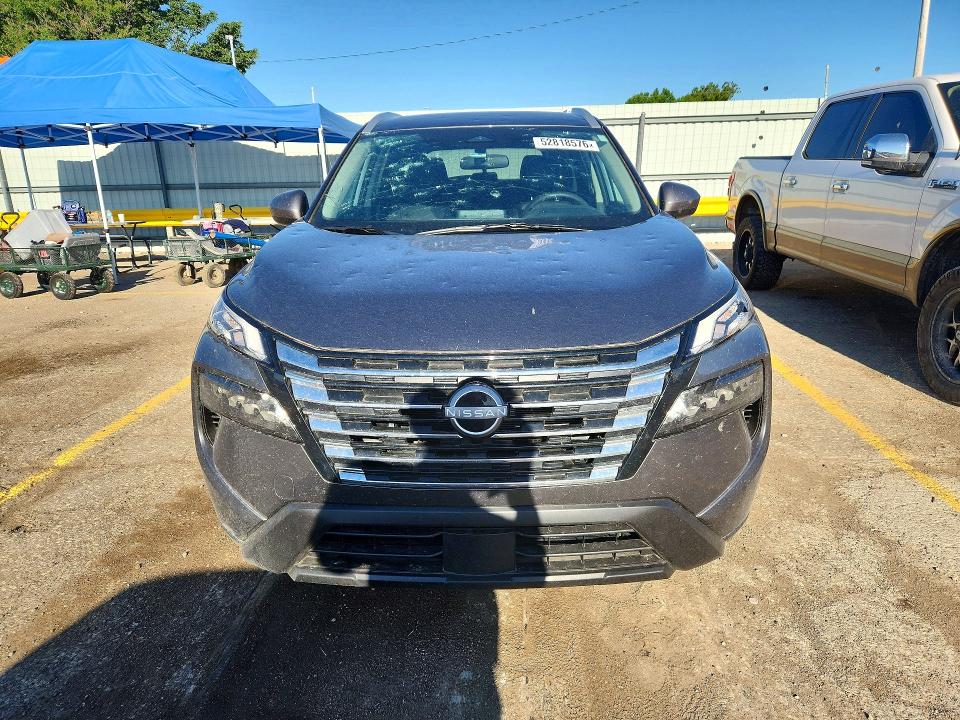 2025 Nissan Rogue VIN 5N1BT3BB8SC860208 COPART salvage auction — Hail, KS - CERT OF TITLE-SALVAGE, sold $10,300 on 2026-07-01 (photo 5)