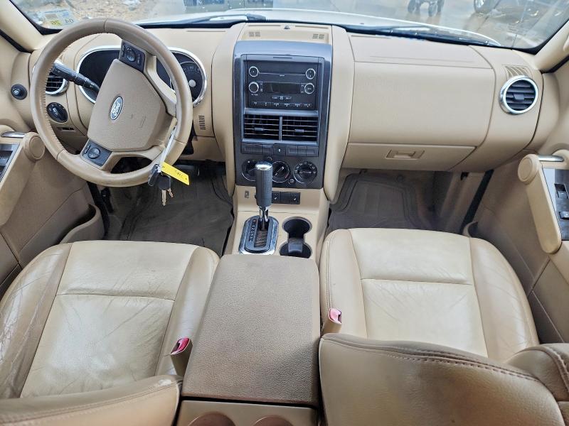2010 Ford Explorer VIN 1FMEU6DE5AUA30748 COPART salvage auction — MINOR DENT/SCRATCHES, La - Certificate Of Title (P), sold $650 on 2026-07-28 (photo 8)