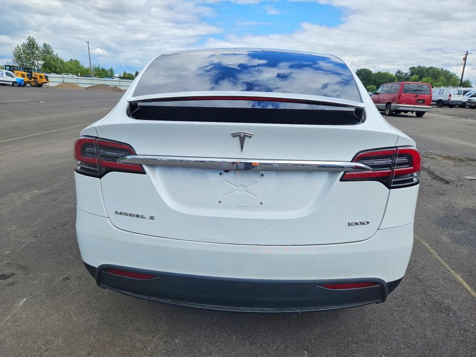 2017 Tesla Model x VIN 5YJXCBE20HF055203 COPART salvage auction — FRONT END, Or - Salvage Title Certificate, sold $6,600 on 2026-07-06 (photo 6)