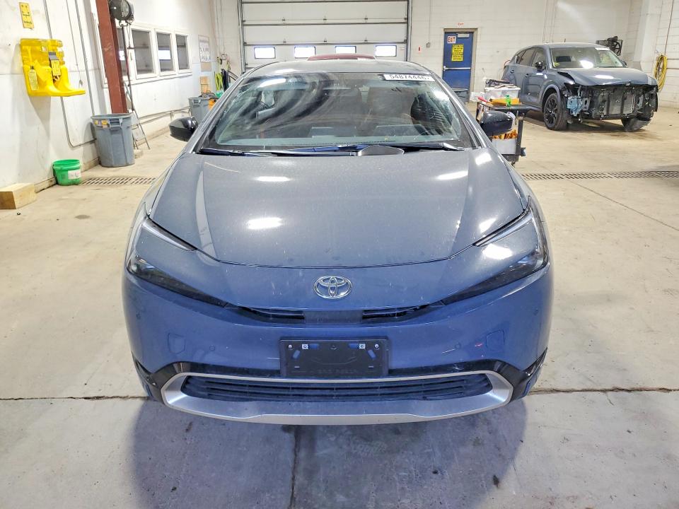 2025 Toyota Prius VIN JTDACACU0S3049264 COPART salvage auction — SIDE, Mn - Cert Of Title-Salvage, sold $9,700 on 2026-07-07 (photo 5)