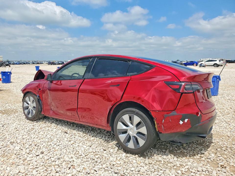 2024 Tesla Model y VIN 7SAYGDED2RF091467 COPART salvage auction — FRONT END, TX - SALVAGE VEHICLE TITLE, sold $6,900 on 2026-07-09 (photo 2)