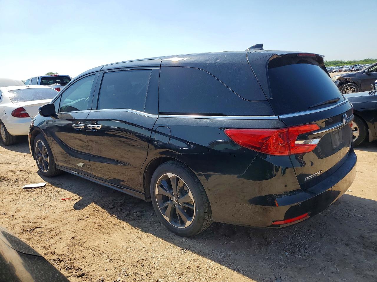 2024 Honda Odyssey VIN 5FNRL6H98RB014084 COPART salvage auction — Hail, TX - SALVAGE VEHICLE TITLE, sold $20,300 on 2026-06-25 (photo 2)