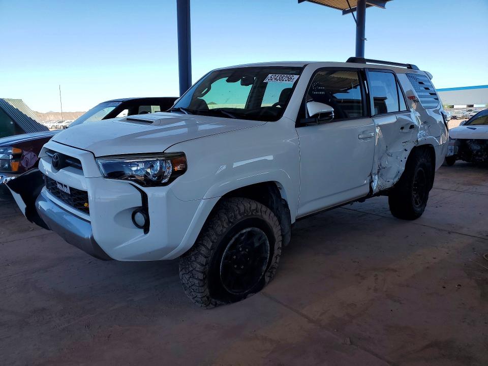 2020 Toyota 4runner VIN JTEBU5JR5L5739195 COPART salvage auction — SIDE, Az - Cert Of Title - Salvage, sold $14,800 on 2026-07-07 (photo 1)