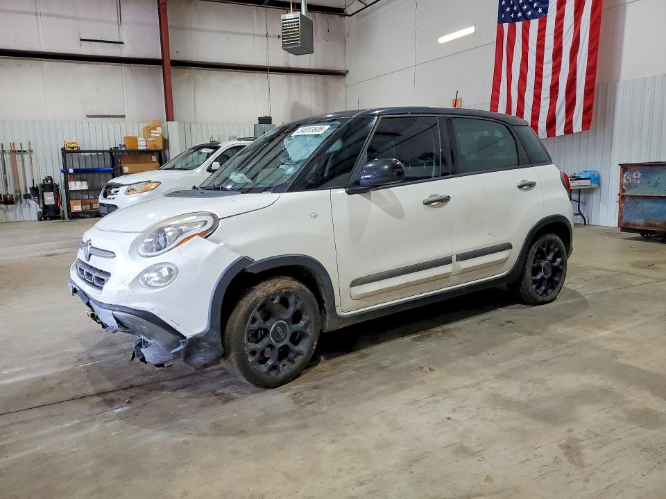 2018 Fiat 500 VIN ZFBCFADH8JZ040702 COPART salvage auction — UNDERCARRIAGE, Tx - Salvage Vehicle Title, sold $275 on 2026-07-06 (photo 1)