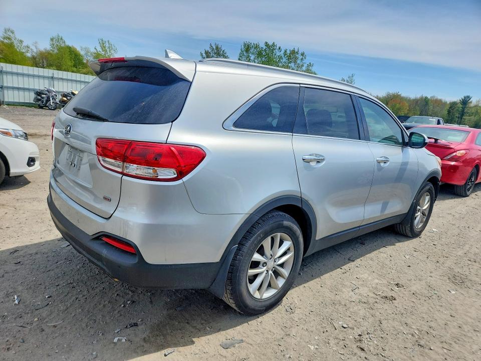 2016 Kia Sorento VIN 5XYPG4A33GG090128 COPART salvage auction — FRONT END, Ma - Cert Of Title-Reconstrctd Coll, sold $300 on 2026-07-29 (photo 3)