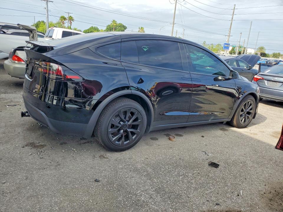 2022 Tesla Model x VIN 7SAXCBE62NF345475 COPART salvage auction — FRONT END, Fl - Cert Of Title Slvg Rebuildable, sold $17,200 on 2026-07-24 (photo 3)