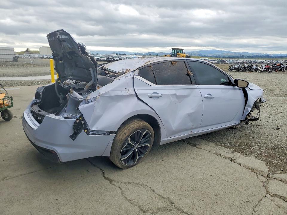 2023 Nissan Altima VIN 1N4BL4CV2PN424684 COPART salvage auction — ALL OVER, Ca - Salvage Certificate, sold $200 on 2026-07-02 (photo 3)