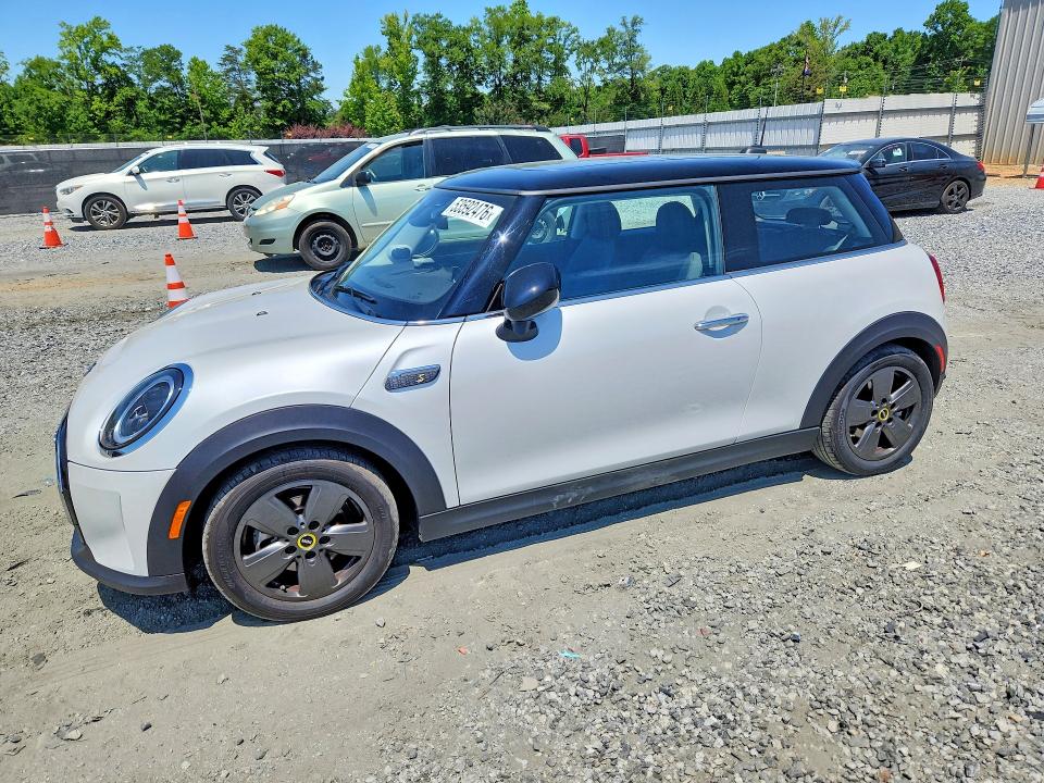 2024 Mini Cooper VIN WMW13DJ01R2V88488 — COPART salvage auction photo