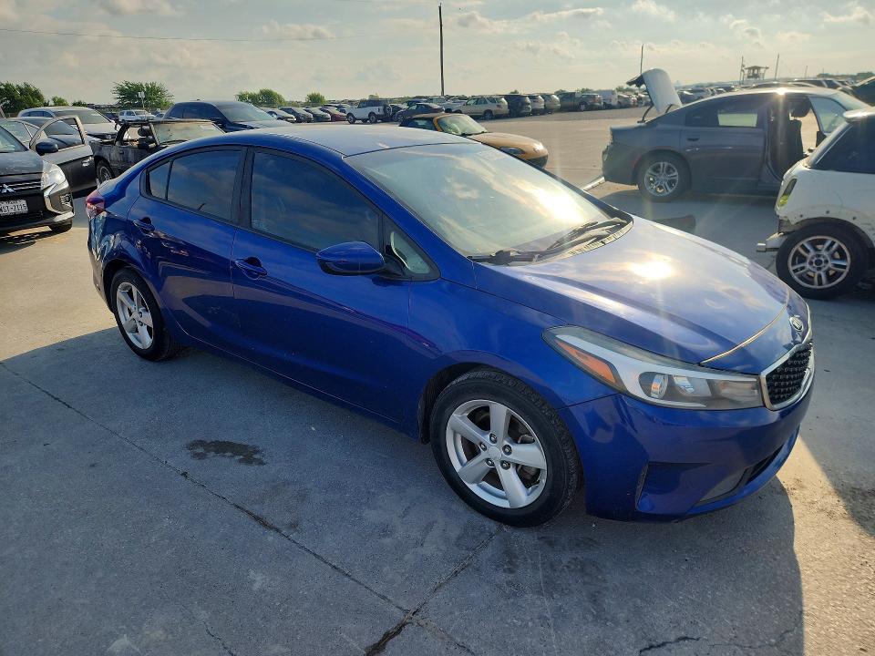 2017 Kia Forte VIN 3KPFL4A75HE072965 COPART salvage auction — HAIL, Tx - Certificate Of Title, sold $875 on 2026-07-02 (photo 4)