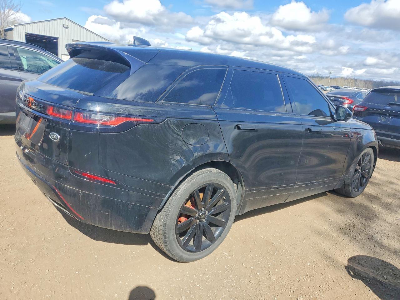 2020 Land Rover Range Rover Velar VIN SALYM2EV5LA246914 COPART salvage auction — Side, ON - PERMIT IRREPAIRABLE, sold $13,500 on 2026-07-02 (photo 3)