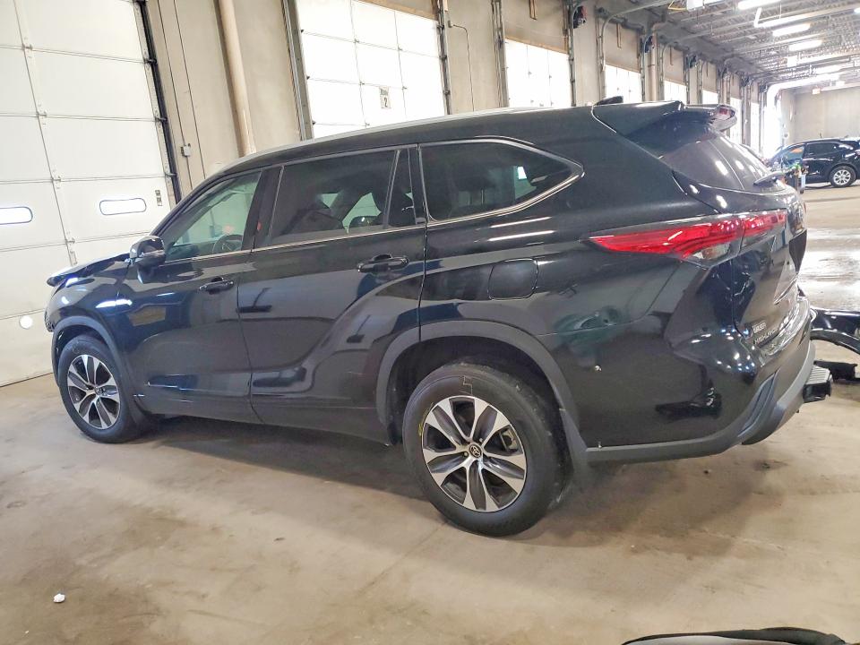 2022 Toyota Highlander VIN 5TDGZRBH6NS591175 COPART salvage auction — FRONT END, Mn - Cert Of Title-Salvage, sold $10,200 on 2026-07-14 (photo 2)