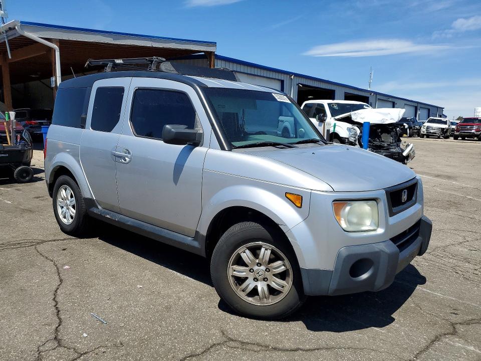 2006 Honda Element VIN 5J6YH28776L023852 COPART salvage auction — FRONT END, CO - PUBLIC - SALVAGE TITLE, sold $1,550 on 2026-07-09 (photo 4)