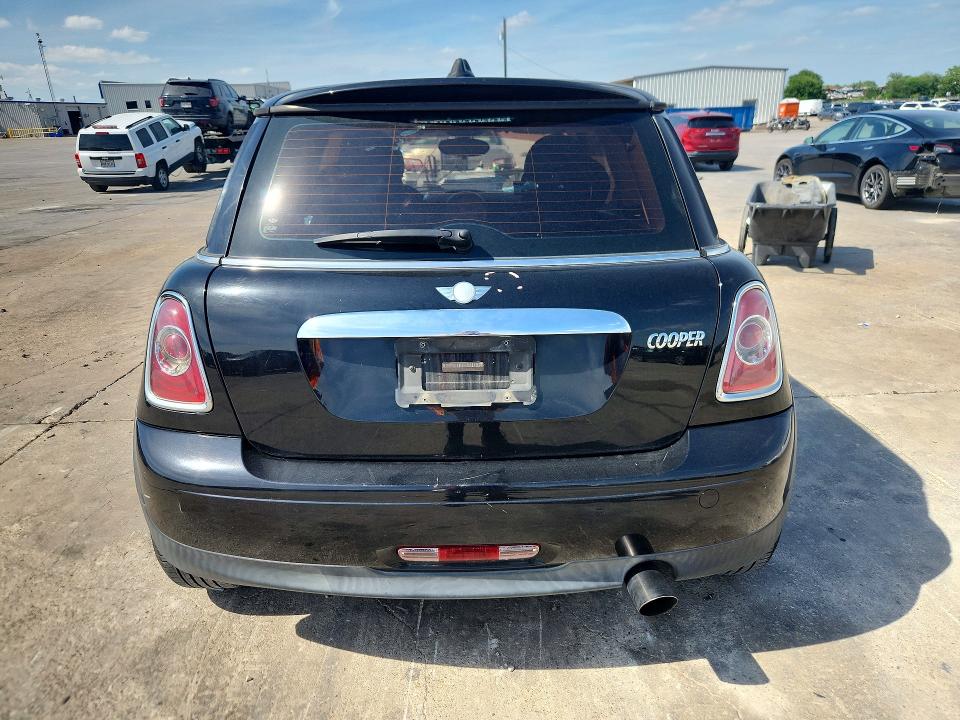 2013 Mini VIN WMWSU3C50DT371957 COPART salvage auction — SIDE, Tx - Salvage Vehicle Title, sold $550 on 2026-07-06 (photo 6)