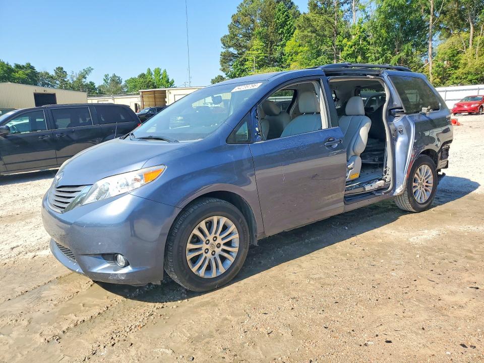 2014 Toyota VIN 5TDYK3DC4ES520628 COPART salvage auction — SIDE, Nc - Salvage Certificate Of Title, sold $4,200 on 2026-07-06 (photo 1)