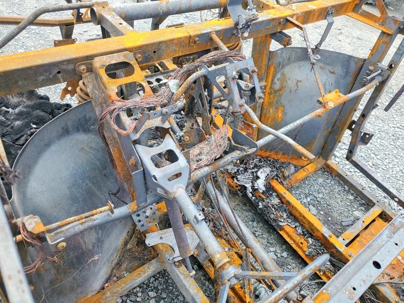 2025 Kawasaki Kwf1000 VIN JKAWFCG13SB504875 COPART salvage auction — BURN, Ns - Cert Of Reg - Non-Repairable, sold $10 on 2026-07-30 (photo 8)