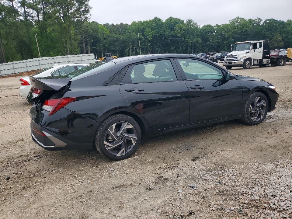 2025 Hyundai Elantra VIN KMHLM4DG2SU040801 COPART salvage auction — REAR END, Nc - Salvage Certificate Of Title, sold $525 on 2026-07-24 (photo 3)