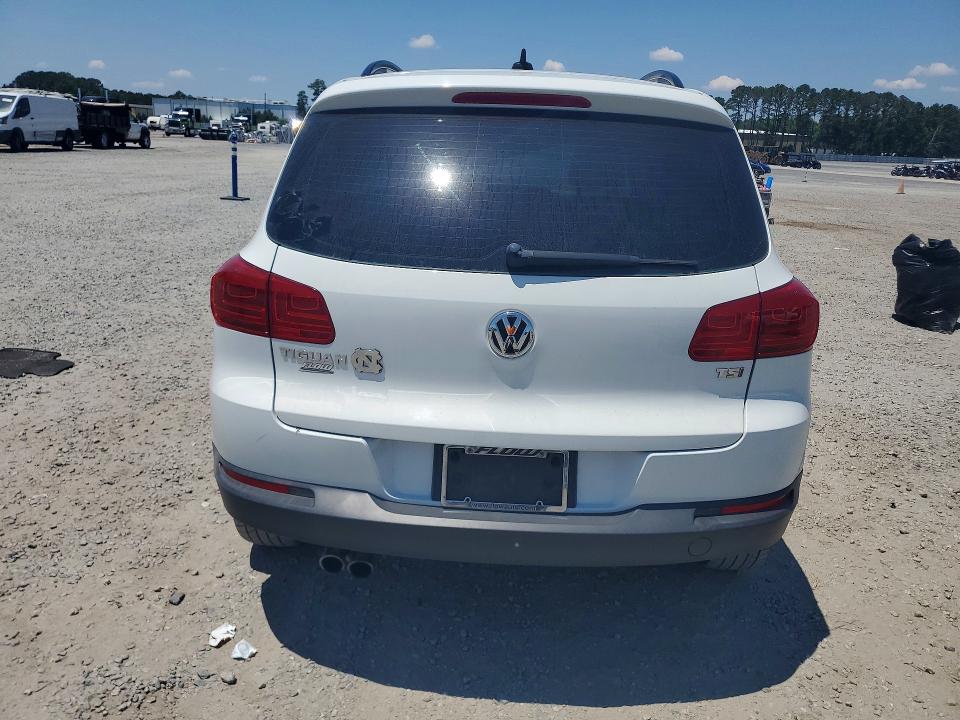 2017 Volkswagen Tiguan VIN WVGAV7AX2HW512566 COPART salvage auction — FRONT END, Nc - Salvage Certificate Of Title, sold $1,050 on 2026-07-06 (photo 6)