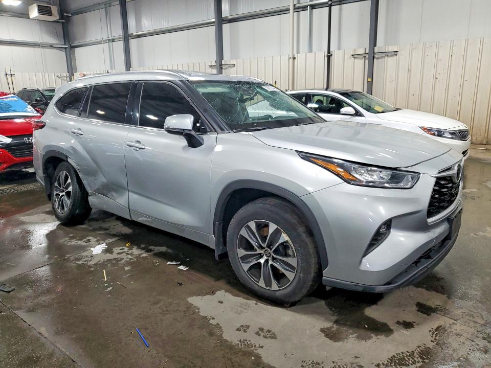 2020 Toyota Highlander VIN 5TDGZRBH3LS510422 COPART salvage auction — REAR END, Mn - Cert Of Title-Salvage, sold $300 on 2026-07-21 (photo 4)