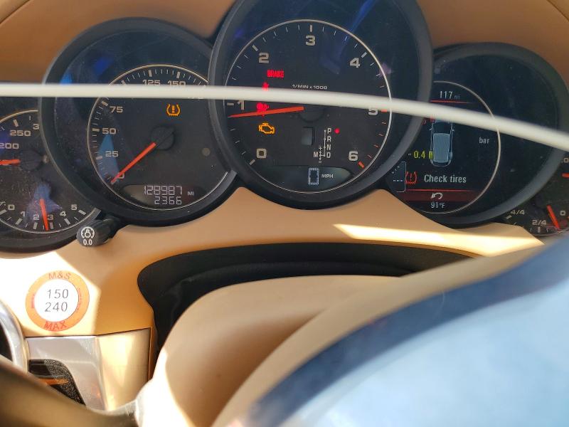 2016 Porsche Cayenne VIN WP1AF2A21GLA40335 COPART salvage auction — UNDERCARRIAGE, Az - Cert Of Title - Salvage, sold $3,900 on 2026-07-31 (photo 9)