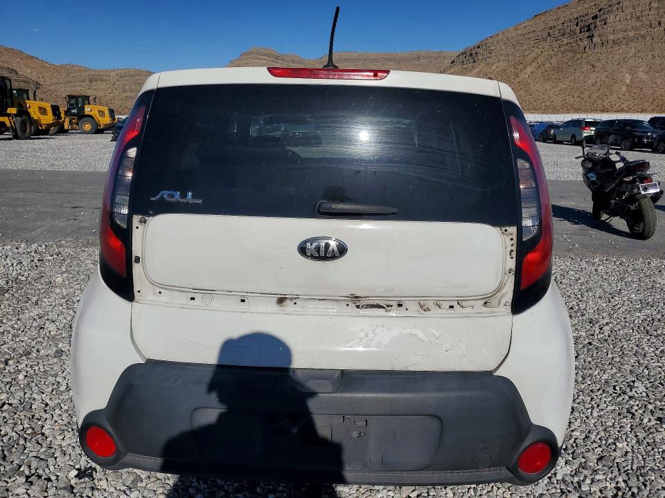 2014 Kia Soul VIN KNDJN2A24E7052098 COPART salvage auction — VANDALISM, NV - CERT OF TITLE-REBUILT TOTAL LO, sold $150 on 2026-07-27 (photo 6)