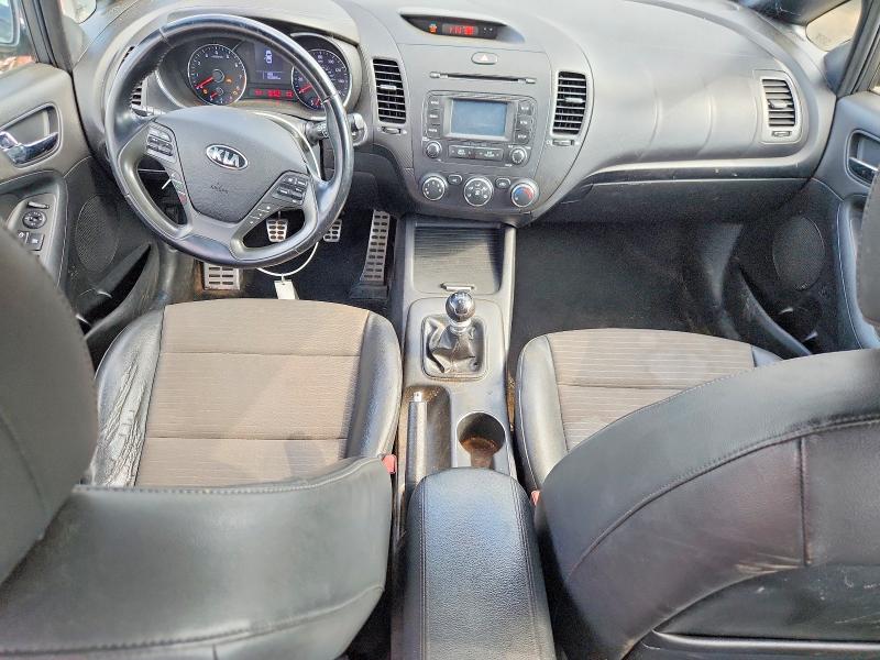 2016 Kia Forte VIN KNAFZ5A35G5592172 COPART salvage auction — MINOR DENT/SCRATCHES, Ct - Certificate Of Title, sold $1,300 on 2026-07-30 (photo 8)