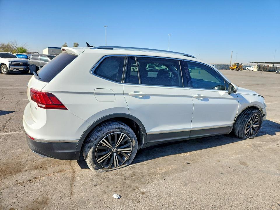 2018 Volkswagen Tiguan VIN 3VV3B7AX2JM161851 COPART salvage auction — FRONT END, Tx - Salvage Vehicle Title, sold $1,900 on 2026-08-07 (photo 3)