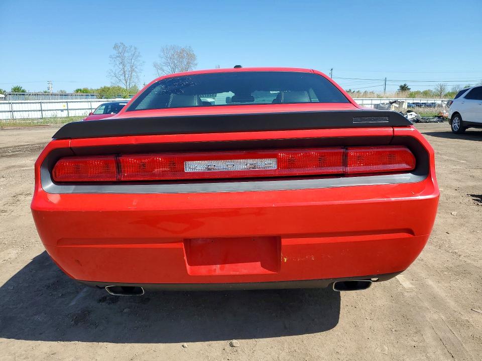 2010 Dodge Challenger VIN 2B3CJ7DW4AH115703 COPART salvage auction — VANDALISM, Mi - Cert Of Title-Salvage Vehicle, sold $10,500 on 2026-07-02 (photo 6)