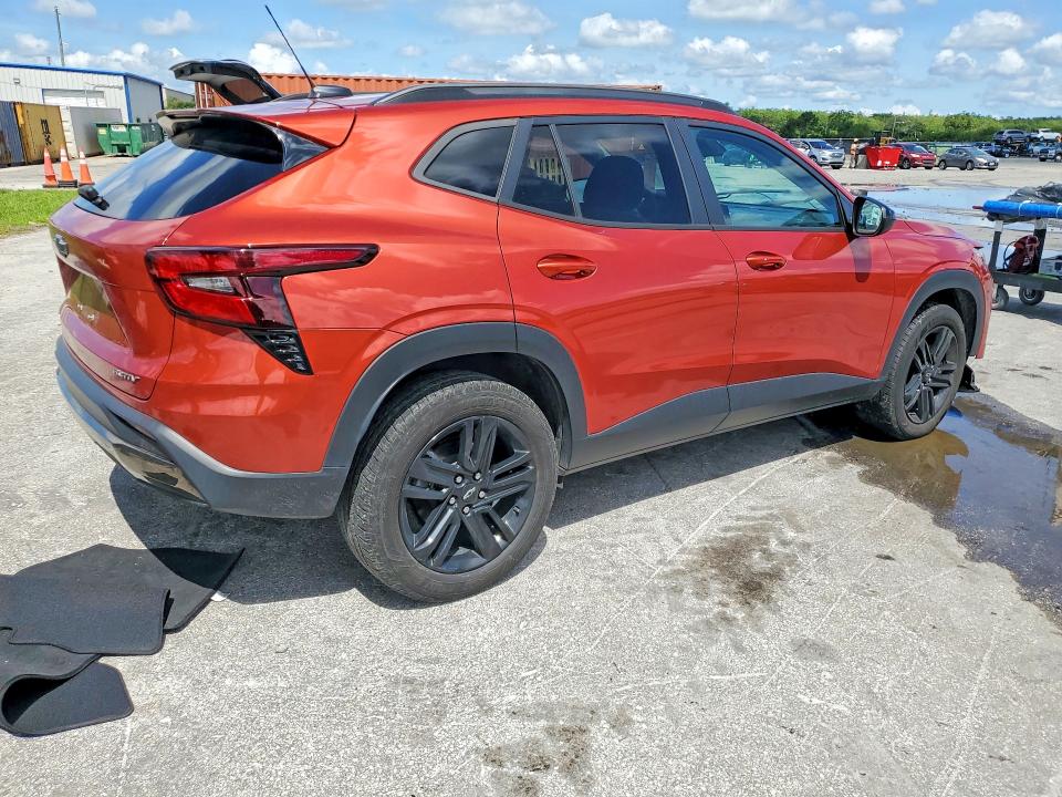 2024 Chevrolet Trax VIN KL77LKE22RC023719 COPART salvage auction — FRONT END, Fl - Cert Of Title Slvg Rebuildable, sold $8,600 on 2026-07-14 (photo 3)