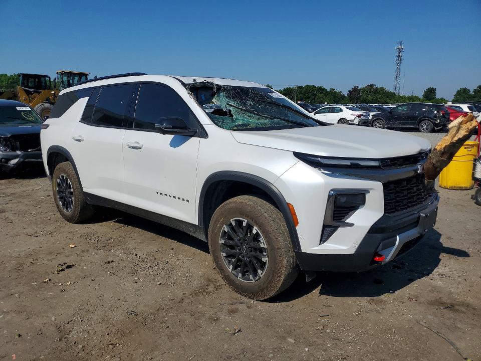 2024 Chevrolet Traverse VIN 1GNEVJKSXRJ224645 COPART salvage auction — FRONT END, Salvage Title, sold $8,700 on 2026-07-29 (photo 4)