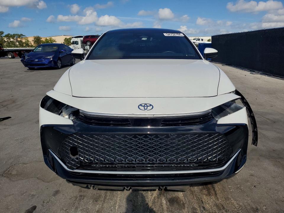 2023 Toyota Crown VIN JTDAAAAF7P3015369 COPART salvage auction — REAR END, Fl - Cert Of Title Slvg Rebuildable, sold $10,100 on 2026-08-06 (photo 5)