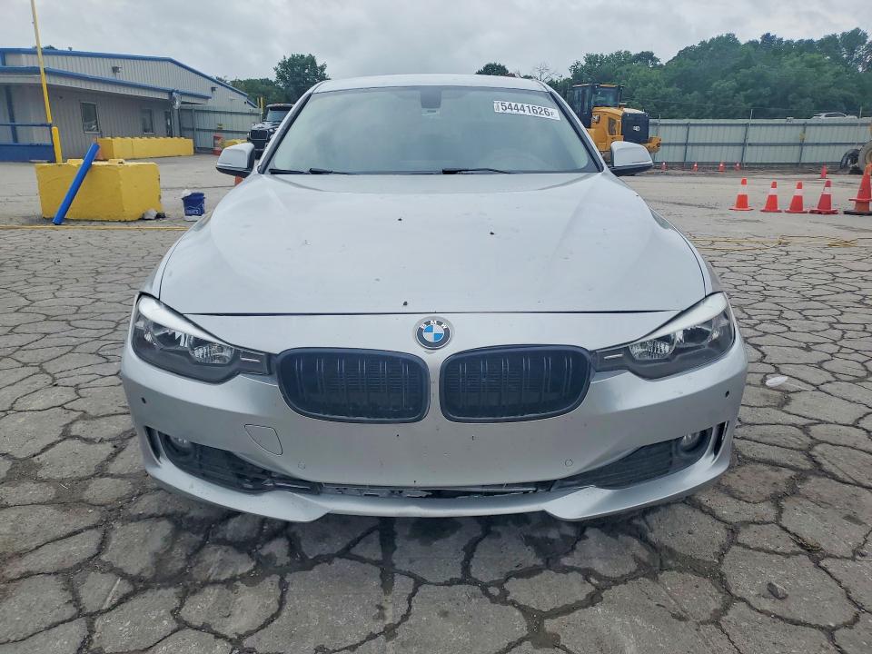 2014 BMW 3 series VIN WBA3C3C59EP662099 COPART salvage auction — SIDE, TN - SALVAGE CERTIFICATE, sold $1,100 on 2026-07-13 (photo 5)