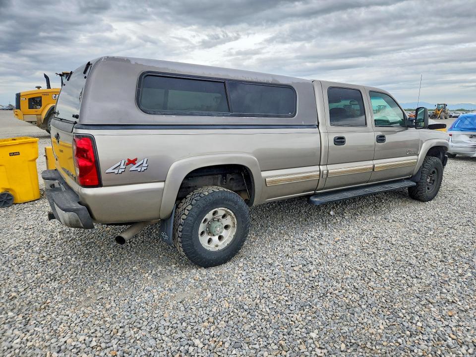 2002 Chevrolet Silverado 2500 VIN 1GCHK23122F159471 COPART salvage auction — FRONT END, Co - Public - Salvage Title, sold $3,950 on 2026-07-02 (photo 3)