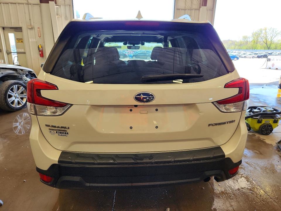 2020 Subaru VIN JF2SKAJC9LH468950 COPART salvage auction — FRONT END, WI - JUNKED VEHICLE BILL OF SALE, sold $3,050 on 2026-07-25 (photo 6)