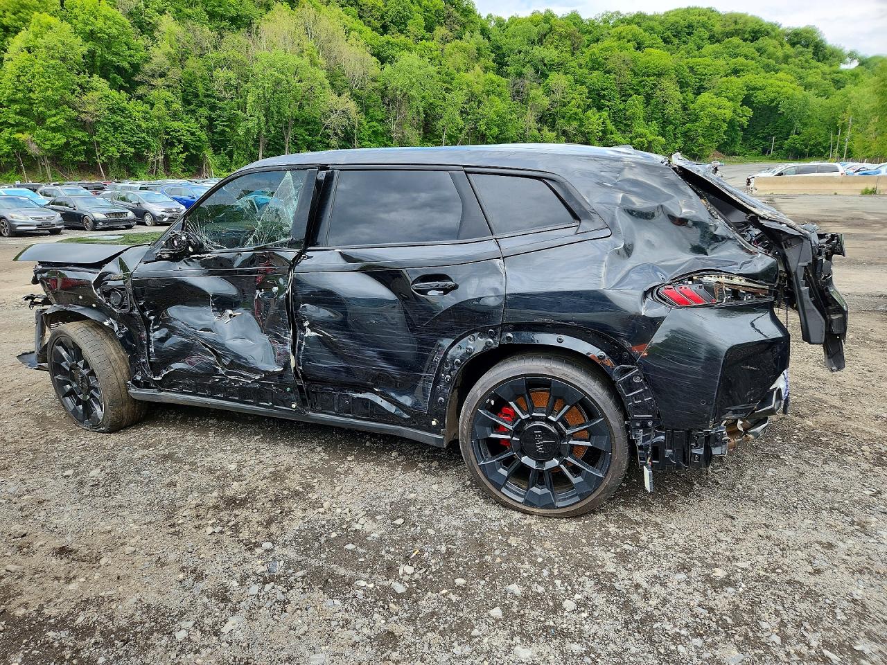2025 BMW XM VIN 5YM23CS03S9Z60059 COPART salvage auction — Rollover, NJ - CERT OF TITLE-SALVAGE, sold $25,500 on 2026-07-10 (photo 2)