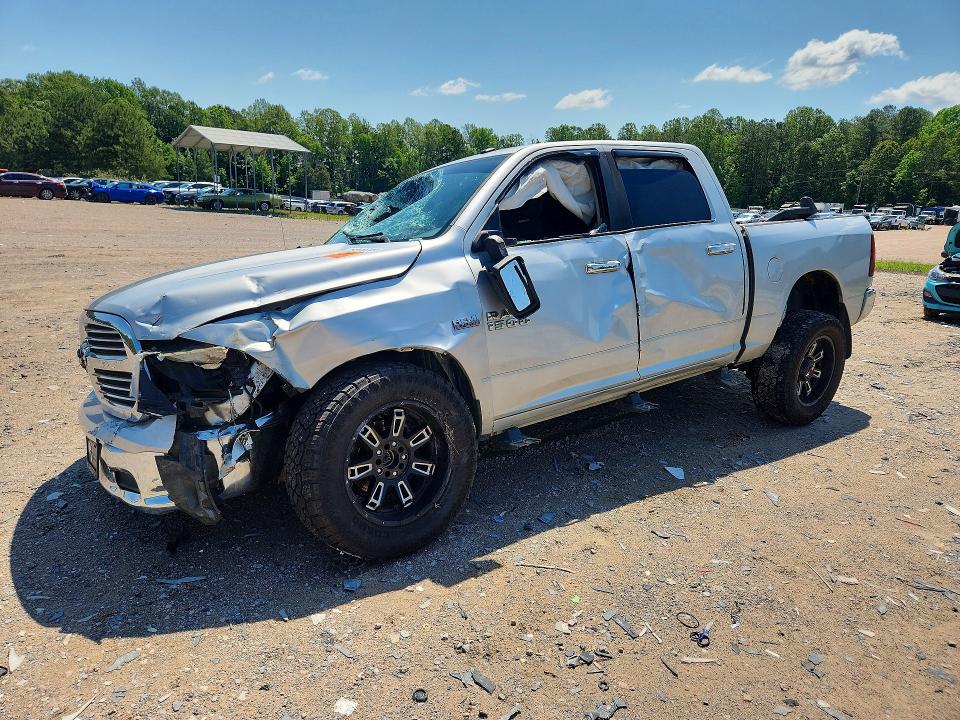 2015 Ram 1500 VIN 3C6RR7LT1FG596484 COPART salvage auction — FRONT END, Va - Cert Of Title - Salvage, sold $775 on 2026-07-06 (photo 1)