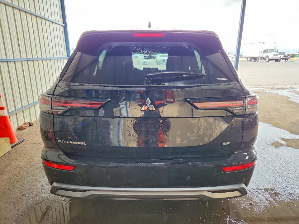 2025 Mitsubishi Outlander VIN JA4J4VA85SZ058964 COPART salvage auction — FRONT END, FL - CERT OF TITLE SLVG REBUILDABLE, sold $11,800 on 2026-07-13 (photo 6)