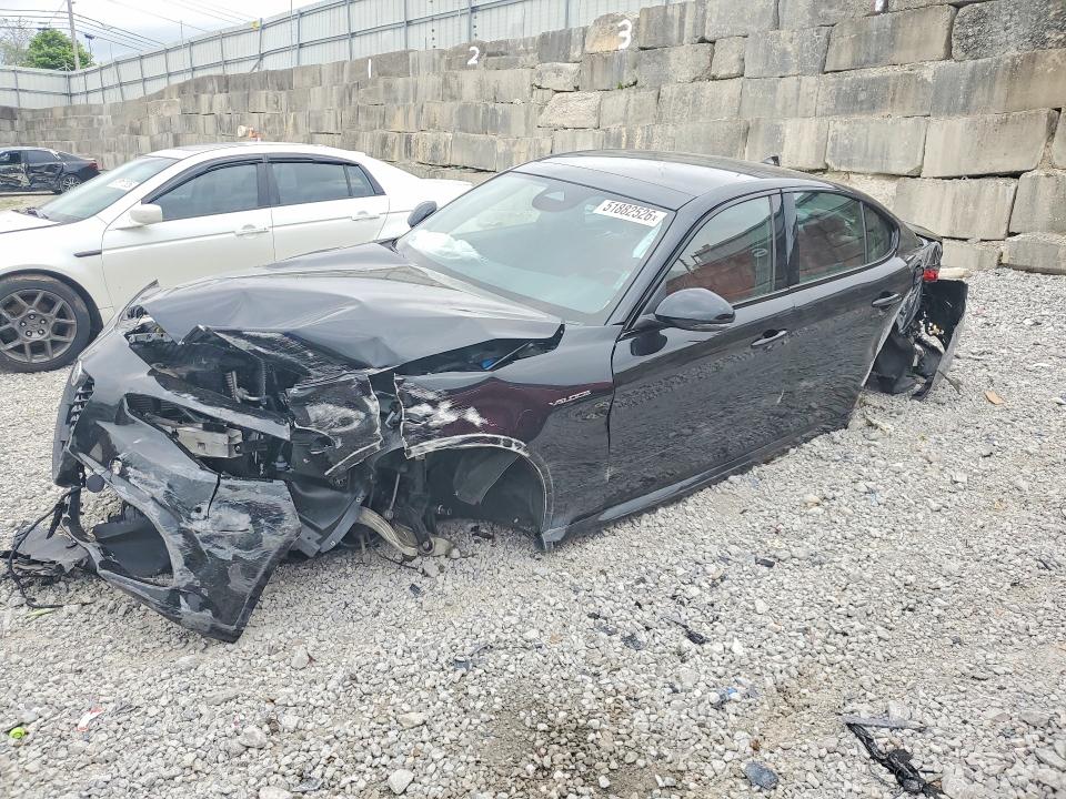2026 Alfa romeo Giulia VIN ZARFANANXT7695698 COPART salvage auction — FRONT END, Ky - Cert Of Title-Salvage, sold $625 on 2026-08-07 (photo 1)