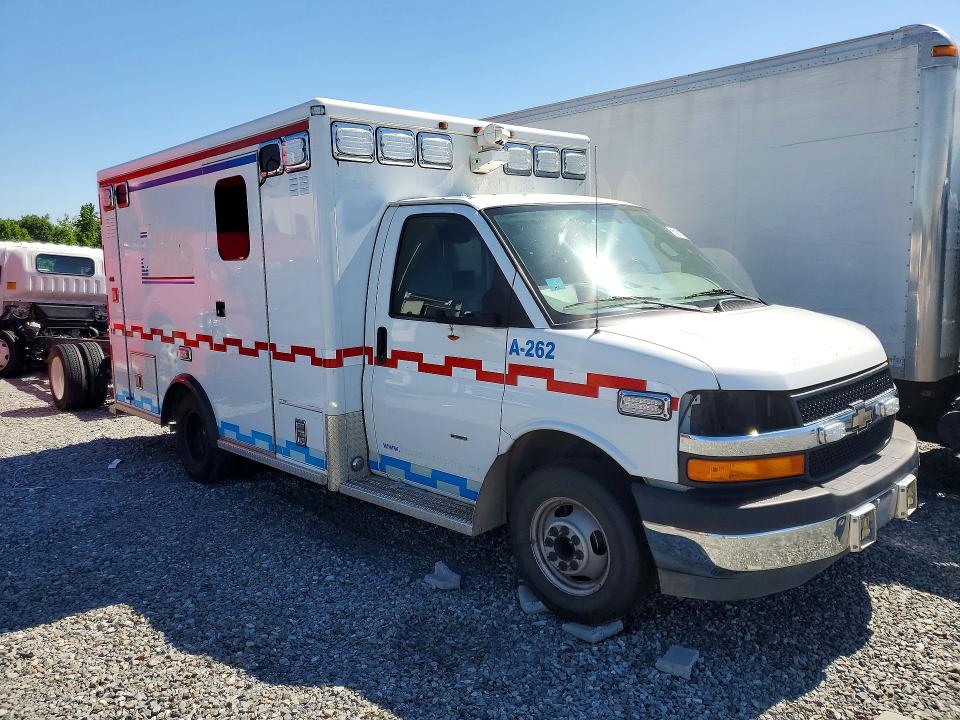 2019 Chevrolet Express g3500 VIN 1GB3GRCG6K1255632 COPART salvage auction — MECHANICAL, NC - DEALER ONLY CLEAN TITLE, sold $9,300 on 2026-07-29 (photo 4)