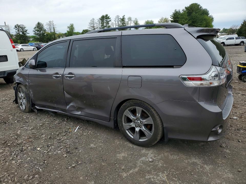 2018 Toyota Sienna VIN 5TDXZ3DC1JS931101 COPART salvage auction — SIDE, Md - Cert Of Salvage > 75% Damage, sold $3,150 on 2026-07-06 (photo 2)