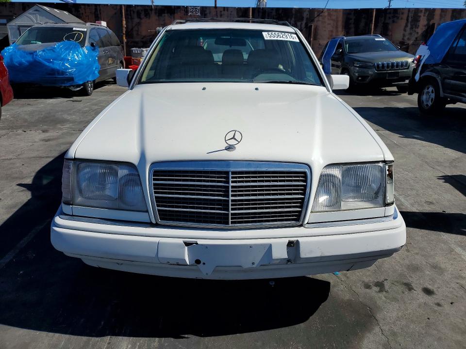 1995 Mercedes-benz E-class VIN WDBEA92E3SF304552 COPART salvage auction — NORMAL WEAR, Ca - Salvage Acquisition Billofsale, sold $525 on 2026-07-10 (photo 5)
