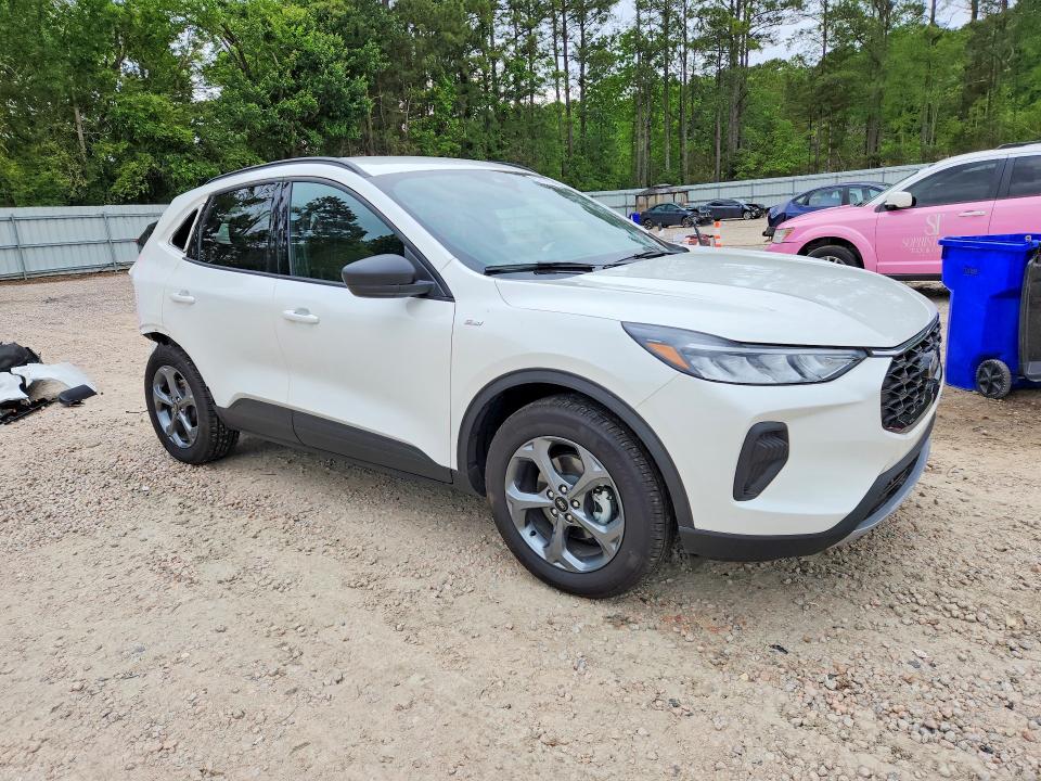 2026 Ford Escape VIN 1FMCU0MN3TUA18315 COPART salvage auction — REAR END, Nc - Salvage Certificate Of Title, sold $8,400 on 2026-07-24 (photo 4)