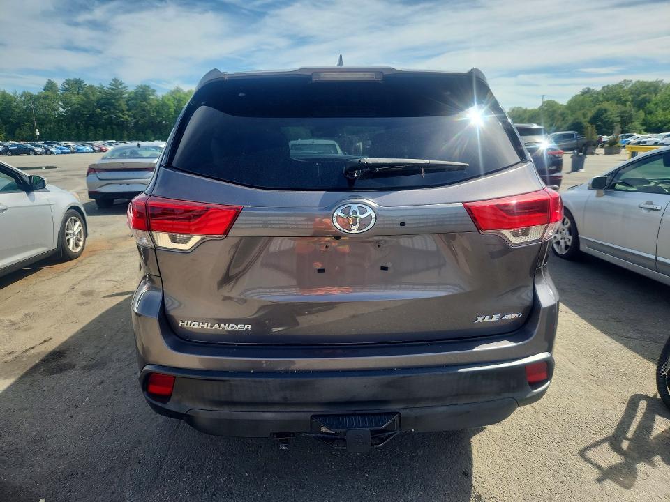 2019 Toyota VIN 5TDJZRFH8KS915464 COPART salvage auction — FRONT END, Ri - Salvage Certificate Of Title, sold $7,500 on 2026-07-16 (photo 6)